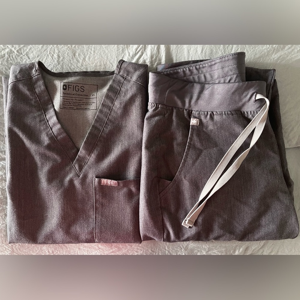 Gray Figs Scrub Set (XS/SP)